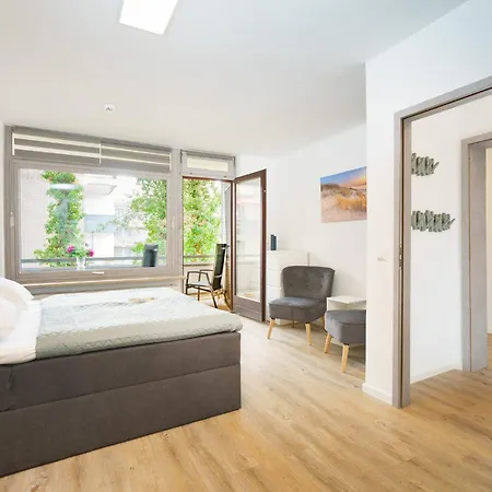 Strandzeit Apartment *